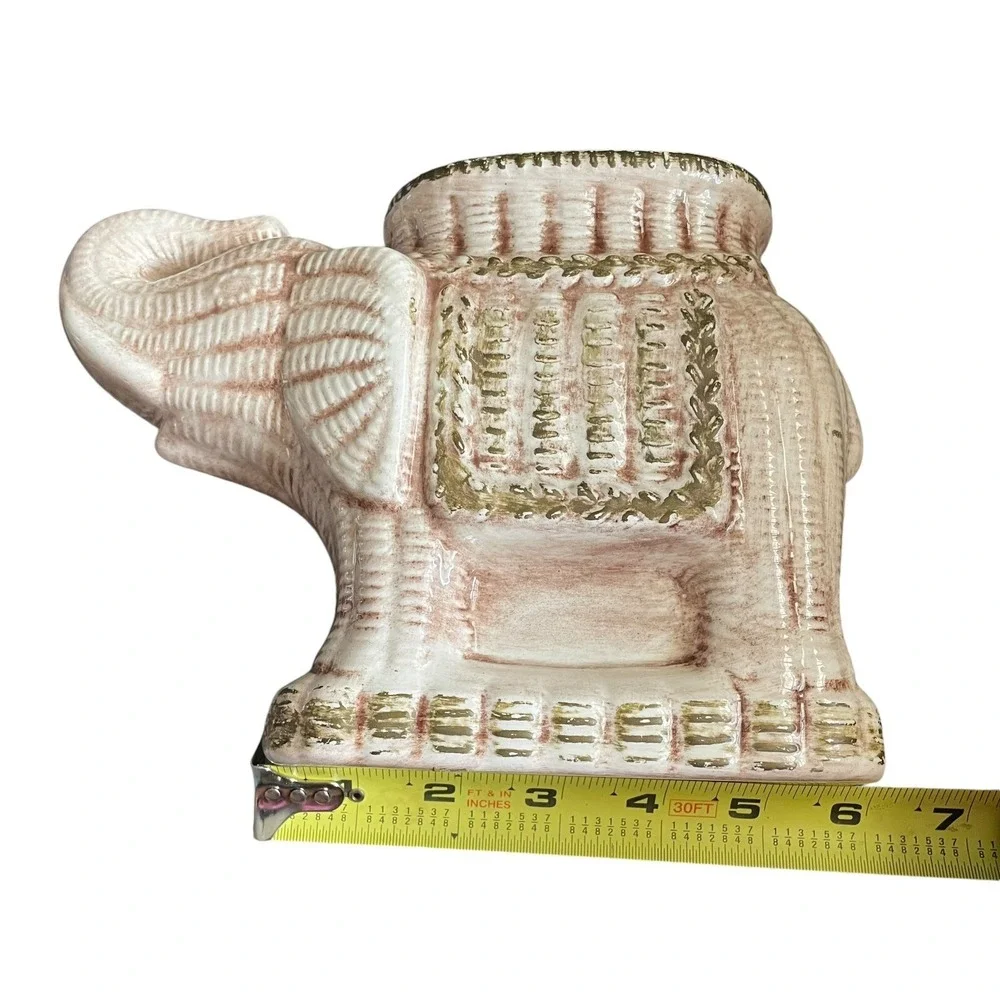 Vintage 1976‎ Handmade Ceramic Elephant Vase Decor